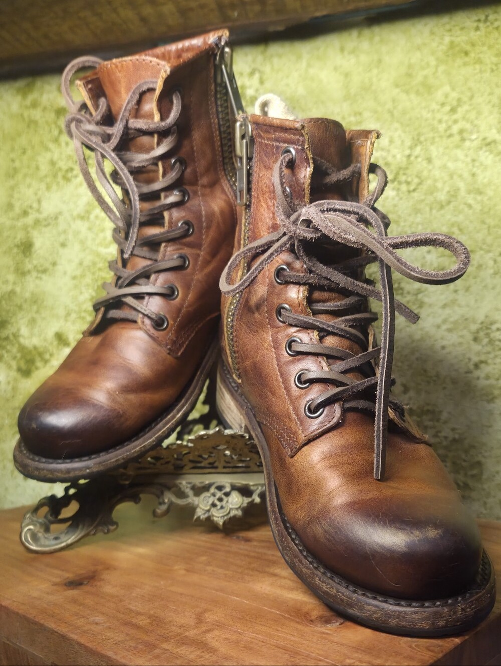 Freebird 'Manchester' Women's Brown Leather Lace-Up Boots EUC